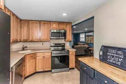102 Willett Avenue, Sayville, NY 11782 - Photo 12