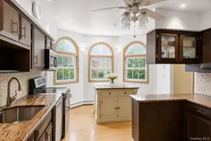 9 Florgate Rd, Farmingdale, NY 11735 - Photo 14