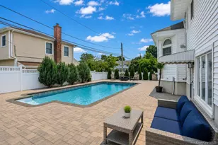 9 Florgate Rd, Farmingdale, NY 11735 - Photo 6