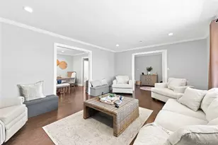 336 Grand Central Ave, Amityville, NY 11701 - Photo 6