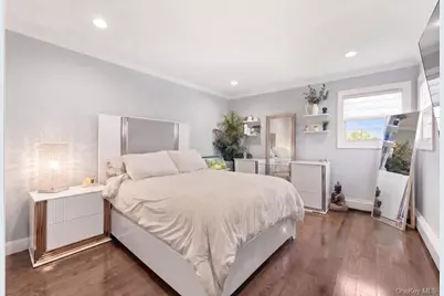 336 Grand Central Avenue, Amityville, NY 11701 - Photo 18