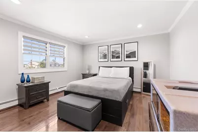 336 Grand Central Avenue, Amityville, NY 11701 - Photo 22