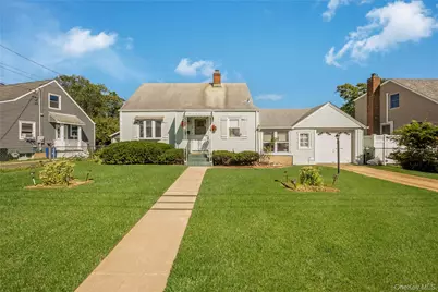 45 Birch Avenue E, Farmingdale, NY 11735 - Photo 1