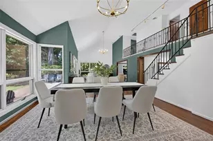 4 Waring Dr, Manhasset, NY 11030 - Photo 14