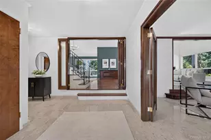 4 Waring Dr, Manhasset, NY 11030 - Photo 2