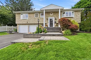 94 Ellensue Dr, Deer Park, NY 11729 - Photo 2