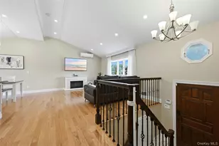 94 Ellensue Dr, Deer Park, NY 11729 - Photo 10