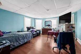 36 Russell Pl, Freeport, NY 11520 - Photo 10