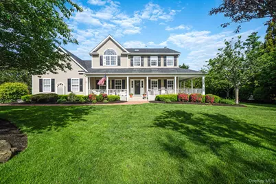 19 Sweetgum Lane, Miller Place, NY 11764 - Photo 2