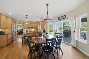 19 Sweetgum Ln, Miller Place, NY 11764 - Photo 16