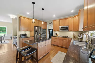 19 Sweetgum Lane, Miller Place, NY 11764 - Photo 14