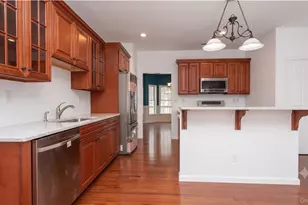 5 Harrier Ridge Dr, Wallkill, NY 12589 - Photo 2