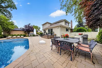 1755 Grand Avenue, Merrick, NY 11566 - Photo 44