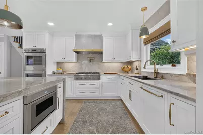 1755 Grand Avenue, Merrick, NY 11566 - Photo 12