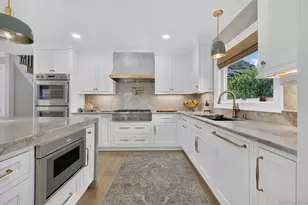 1755 Grand Ave, Merrick, NY 11566 - Photo 12