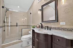 1755 Grand Ave, Merrick, NY 11566 - Photo 26
