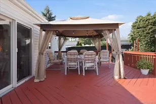 101 Gainsborough Rd, Holbrook, NY 11741 - Photo 38