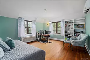 8 Ritchey Pl, White Plains, NY 10605 - Photo 18