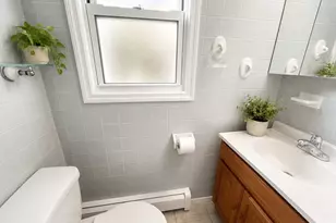194 Beach 132nd St, Rockaway Park, NY 11694 - Photo 8