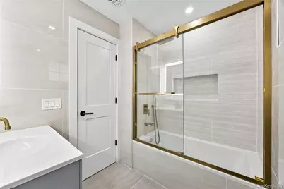115 Marguerite Avenue, Elmont, NY 11003 - Photo 24