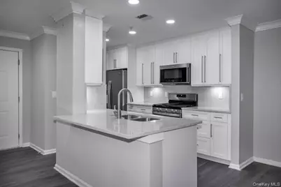 1 Charles Pond Drive #3-328, Coram, NY 11727 - Photo 4