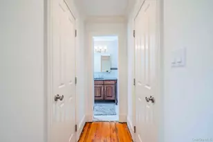 70 Karol Pl, Muttontown, NY 11753 - Photo 18