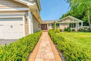 70 Karol Pl, Muttontown, NY 11753 - Photo 4