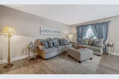 1A Richard Place, Ronkonkoma, NY 11779 - Photo 12