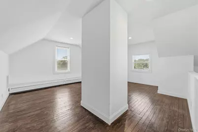 208 Third Avenue, Pelham, NY 10803 - Photo 38