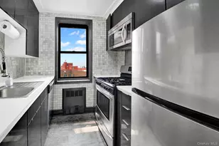 2550 Independence Ave, Bronx, NY 10463 - Photo 10