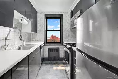 2550 Independence Avenue #5P, Bronx, NY 10463 - Photo 8