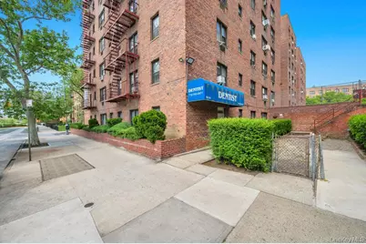 99-04 57th Avenue #L1, Corona, NY 11368 - Photo 2