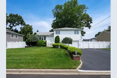 128 James Street, Massapequa, NY 11758 - Photo 22