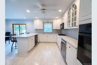 128 James Street, Massapequa, NY 11758 - Photo 6