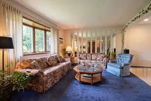 128 James St, Massapequa, NY 11758 - Photo 4