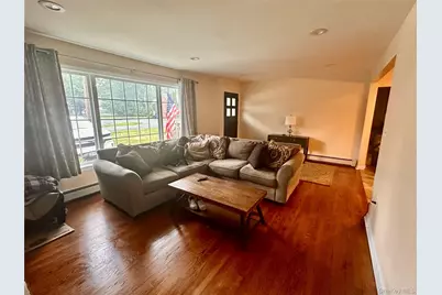 19 Closs Drive, Rhinebeck, NY 12572 - Photo 4