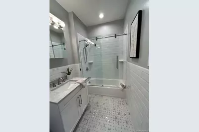 1 Charles Pond Drive #6-617, Coram, NY 11727 - Photo 8