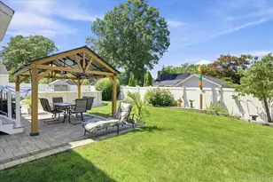 85 Maple Rd, Rocky Point, NY 11778 - Photo 34
