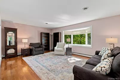20 Lancaster Lane, Monsey, NY 10952 - Photo 2