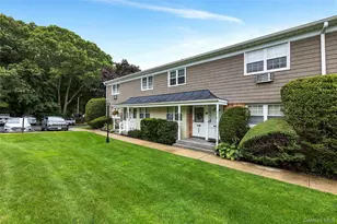 4425 Wilshire, Oakdale, NY 11769 - Photo 2