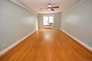 61-41 Saunders St, Rego Park, NY 11374 - Photo 16