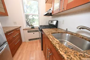 61-41 Saunders St, Rego Park, NY 11374 - Photo 20