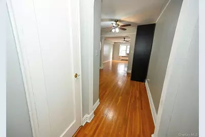 61-41 Saunders Street #B25, Rego Park, NY 11374 - Photo 10