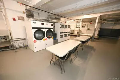 61-41 Saunders Street #B25, Rego Park, NY 11374 - Photo 34