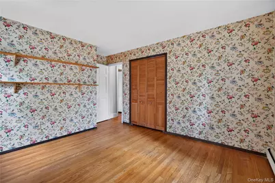 8 Peter Avenue, Newburgh, NY 12550 - Photo 18