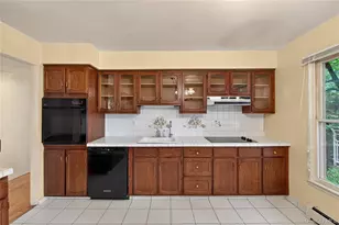 8 Peter Ave, Newburgh, NY 12550 - Photo 14