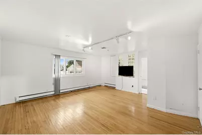 160 Clearmeadow Drive, East Meadow, NY 11554 - Photo 12