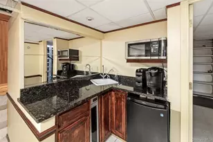 160 Clearmeadow Dr, East Meadow, NY 11554 - Photo 22