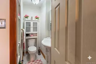 3234 Colden Ave, Bronx, NY 10469 - Photo 14