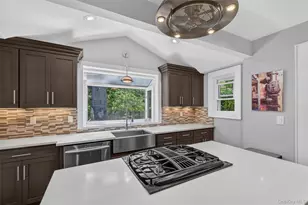 95 Collyer Ave, New City, NY 10956 - Photo 6